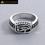 simple-eye-of-horus-ring