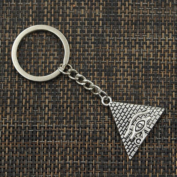 EGYPTIAN KEYCHAIN - ANTIQUE PYRAMID CHEAP BUT REMARKABLE