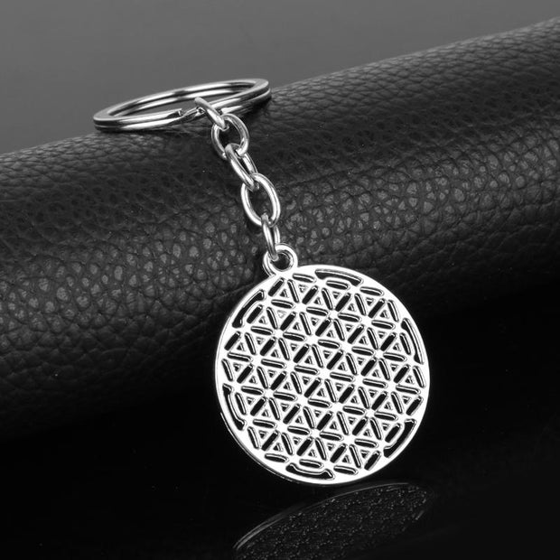 EGYPTIAN KEYCHAIN - FLOWER PRETTY AND CHIC